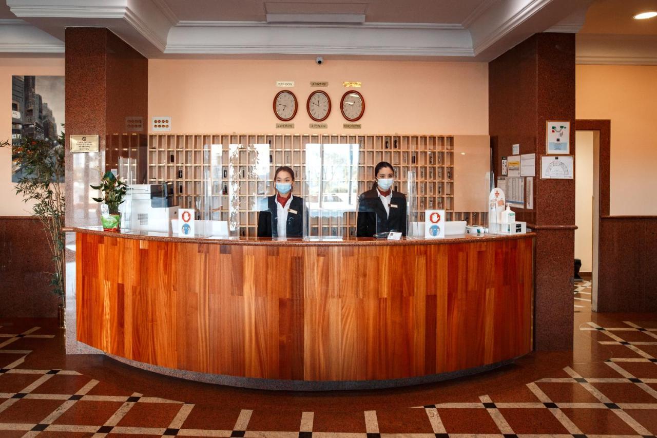 River Palace Hotel Atyrau Ngoại thất bức ảnh