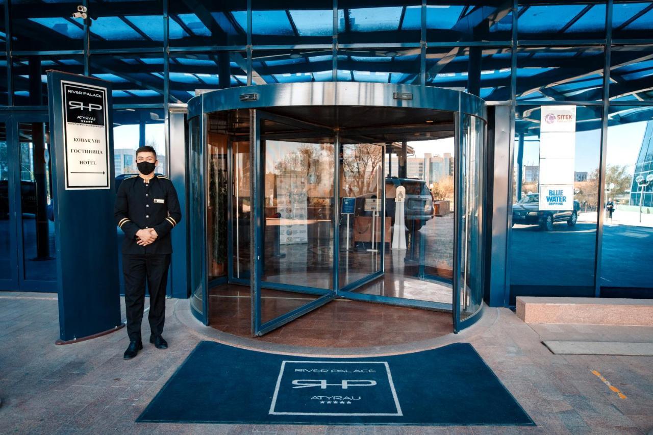 River Palace Hotel Atyrau Ngoại thất bức ảnh