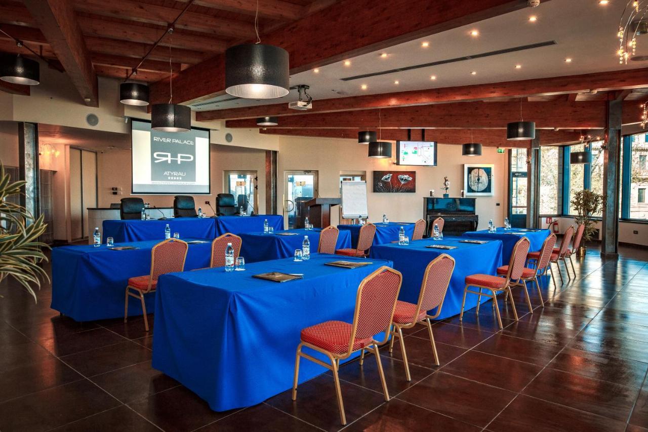 River Palace Hotel Atyrau Ngoại thất bức ảnh