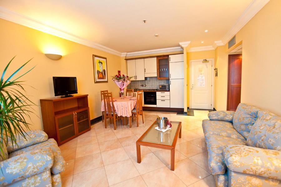 River Palace Hotel Atyrau Phòng bức ảnh